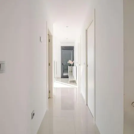 Villa White Diamond
