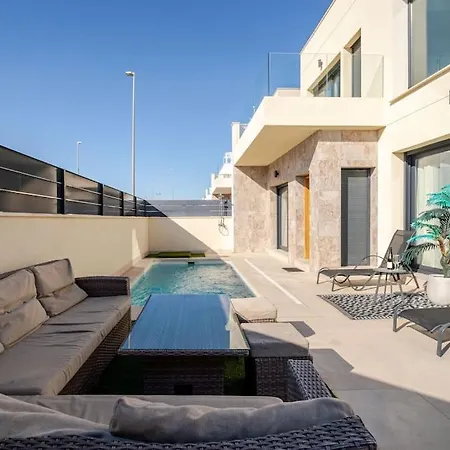 Villa White Diamond Daya Vieja