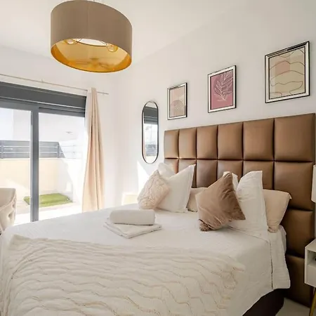 Villa White Diamond