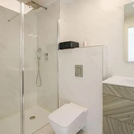 White Diamond Villa *