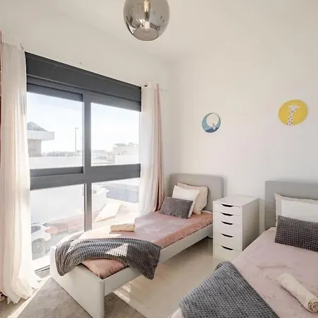 Villa White Diamond