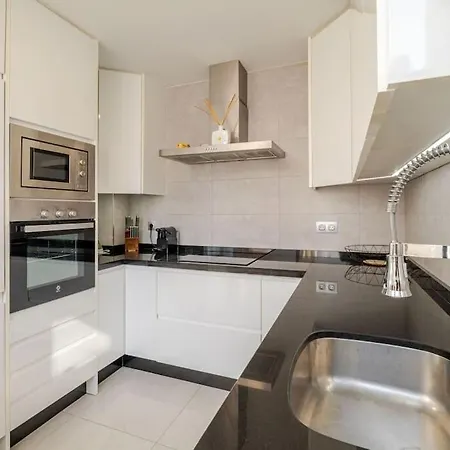 White Diamond Villa Daya Vieja